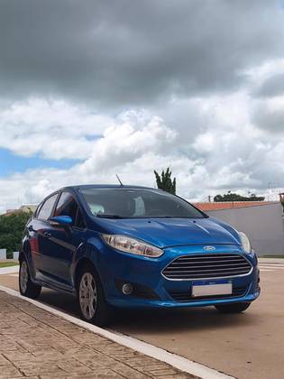 FORD FIESTA 1.6 SE HATCH 16V FLEX 4P POWERSHIFT